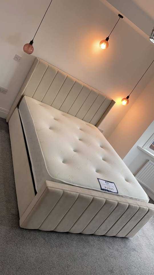 ROYAL WING BED AND MATTRESS KING SIZE  / SINGLE