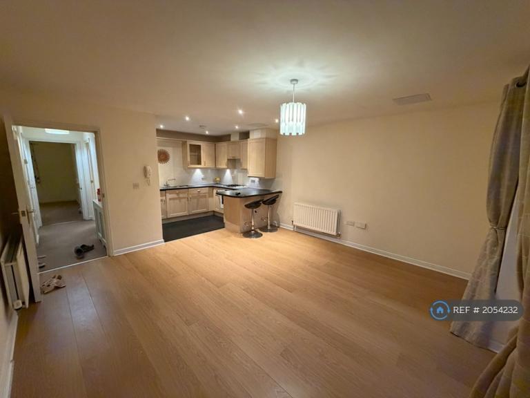 2 bedroom flat in Sycamore Court, Sheffield, S11 (2 bed) (#2054232)
