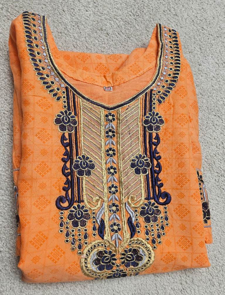 Ladies kameez top size 40