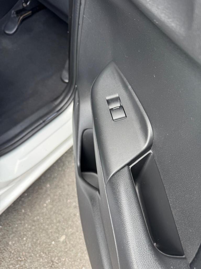 2016 Honda Jazz 1.3 SE 5dr HATCHBACK Petrol Manual