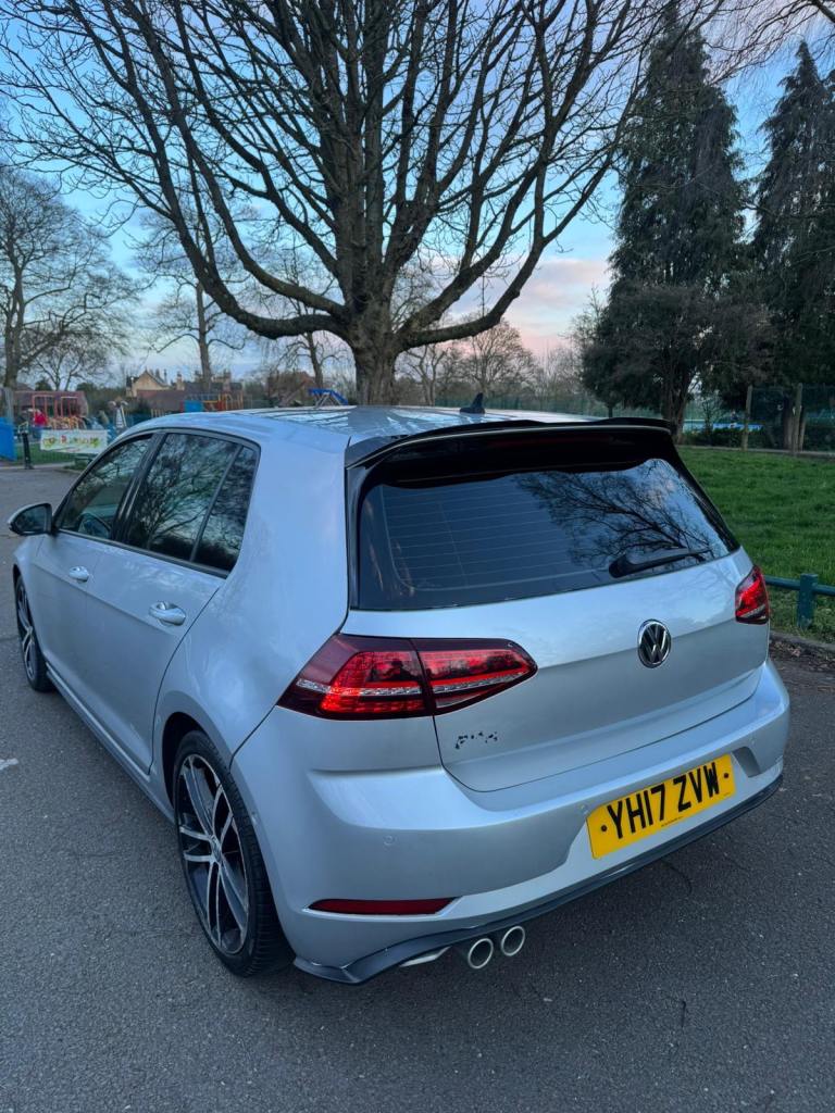 2017 Volkswagen Golf GTD  