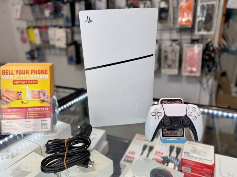 PlayStation 5 PS5 Digital Edition - Slim 1TB Console + Warranty - P1757