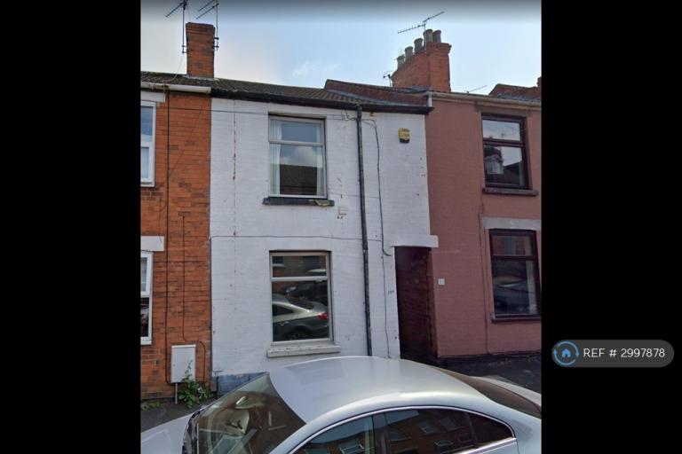 3 bedroom house in Stamford Street, Grantham, NG31 (3 bed) (#2997878)