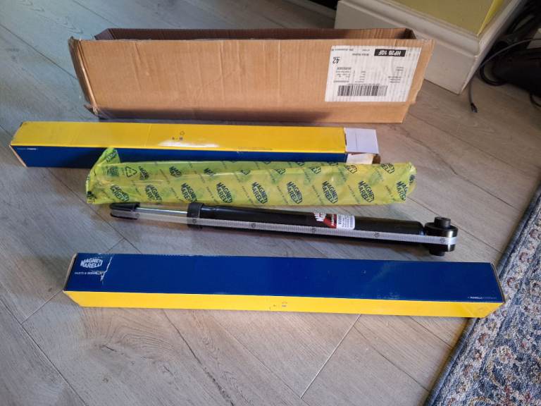 2x Marelli Rear Shock Absorbers (Pair) Fit Seat Leon (5F1) 2012 - 2020