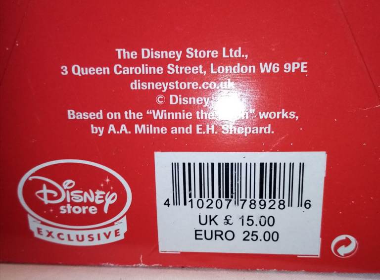 Disney winnie the pooh tree topper 