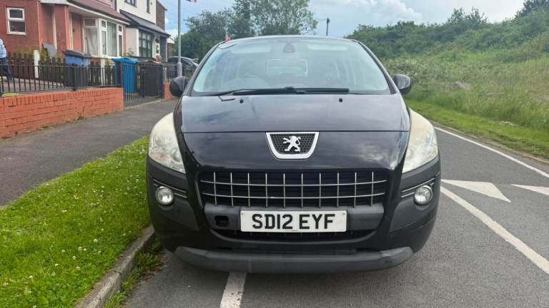 Peugeot, 3008, Hatchback, 2012, Manual, 1560 (cc), 5 doors