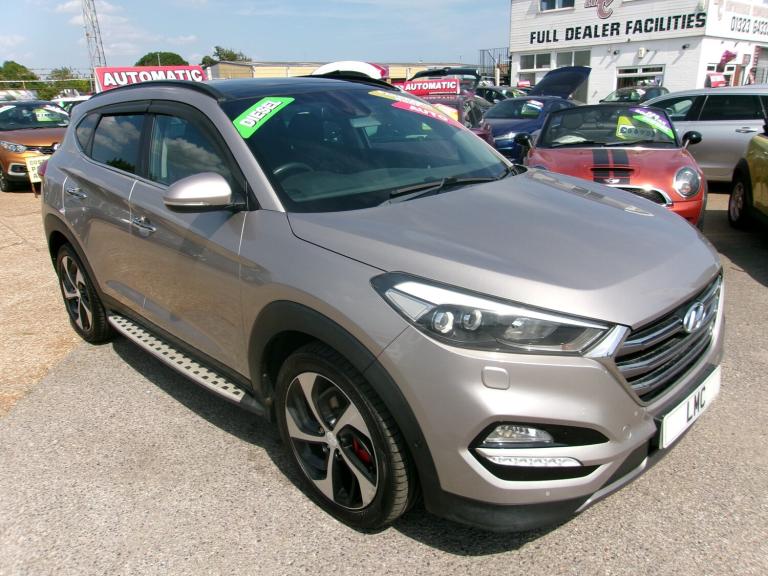 2015 Hyundai Tucson AUTOMATIC 2.0 CRDi Premium SE SUV 5dr Diesel 4WD Euro 6