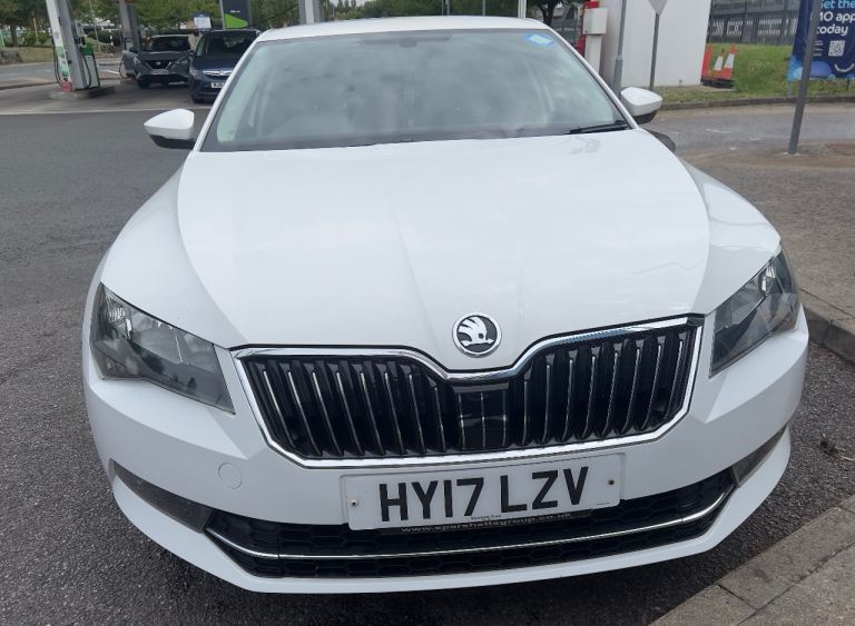Skoda, SUPERB, Hatchback, 2017  PCO Semi-Auto, 1598 (cc), 5 doors