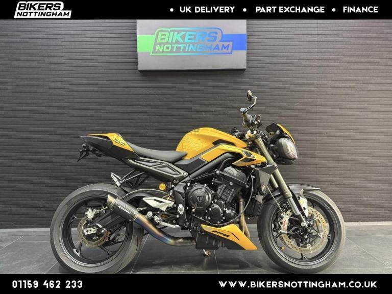 Triumph Street Triple RS 2023 *1 owner cosmic yellow*