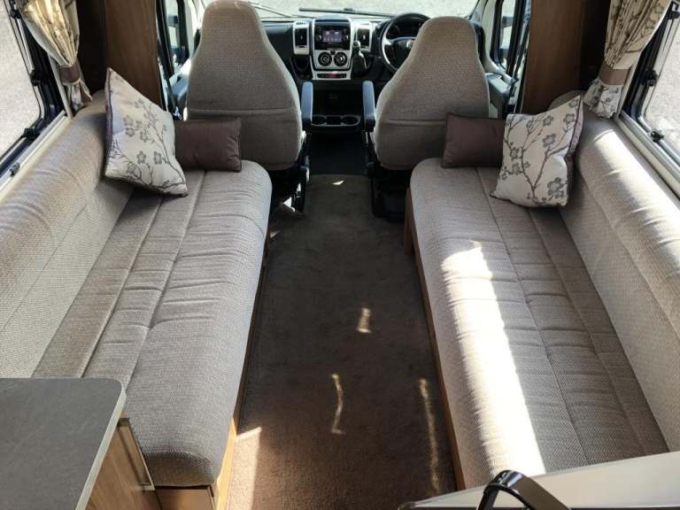 2016 AUTO-TRAIL COMANCHE FRONTIER 4 BERTH MOTORHOME