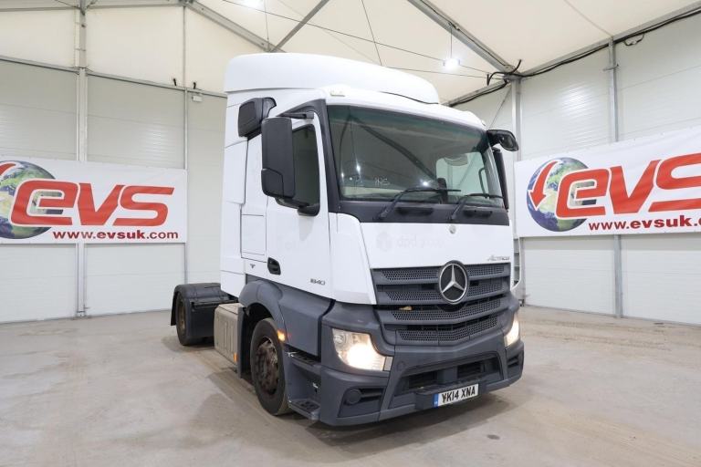 2014 (14 PLATE) Mercedes Benz Actros 1840 4x2 Euro 6 Tractor Units
