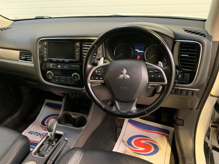 2014 Mitsubishi Outlander 2.2 DI-D GX4 Auto 4WD Euro 5 (s/s) 5dr ESTATE Diesel Automatic