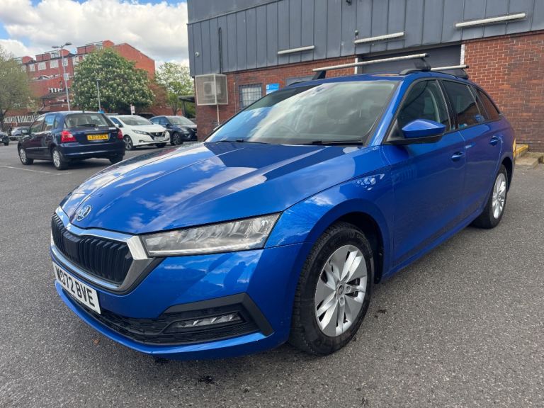 Skoda, OCTAVIA, Estate, 2023, Semi-Auto, 999 (cc), 5 doors
