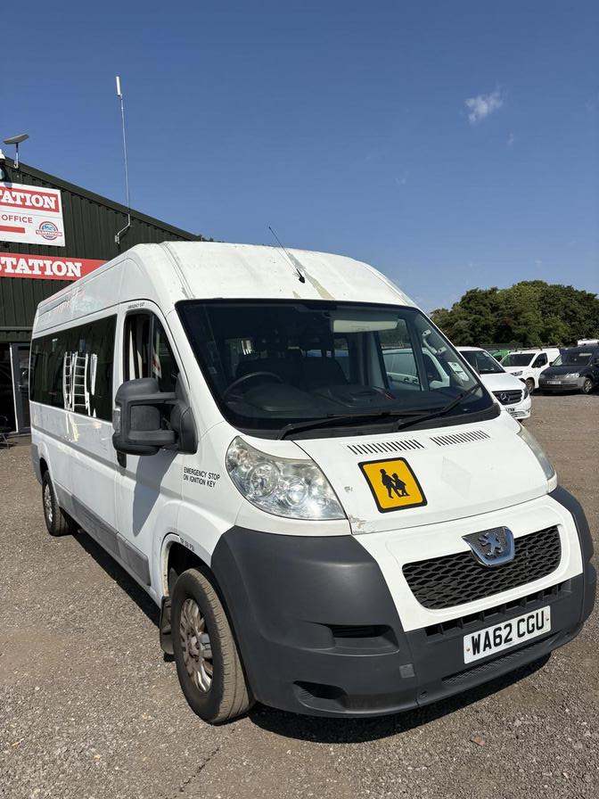 2012 Peugeot Boxer 2.2 HDi H2 Window Van 130ps WINDOW VAN DIESEL Manual