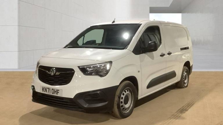 2022 Vauxhall Combo 2300 1.5 Turbo D 100ps H1 Dynamic Van PANEL VAN DIESEL Manual