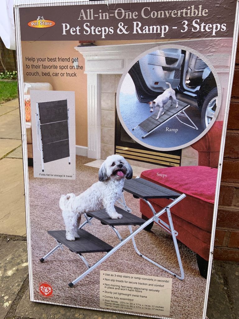 Pet steps and ramp to give pets a helping paw. 