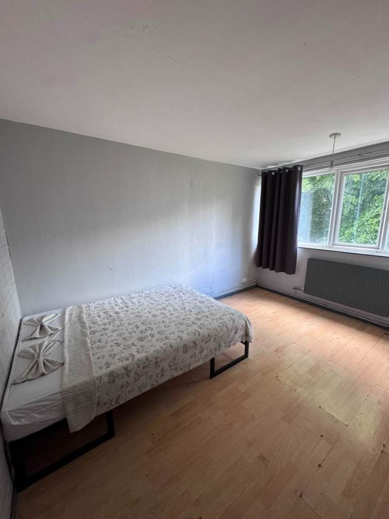 💕Rooms in Whitechapel – Vibrant East London Living with Superb Connectivity📍