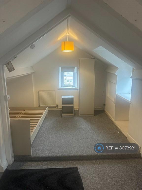 1 bedroom in Wood Road, Pontypridd, CF37 (#3073931)