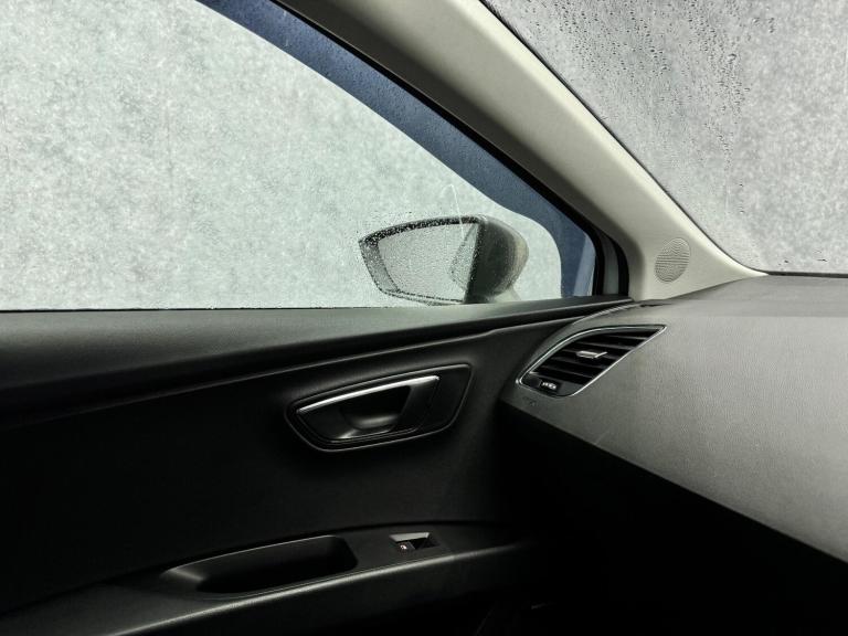  SEAT Leon 2.0 TDI CR FR Sport Coupe Euro 5 (s/s) 3dr Diesel Manual