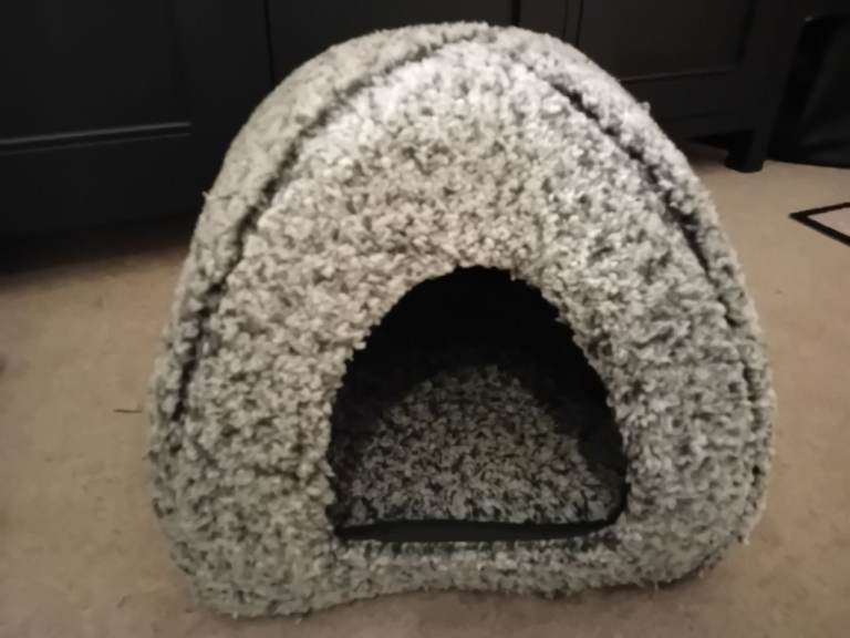 Pets At Hime grey cat bed basket igloo house