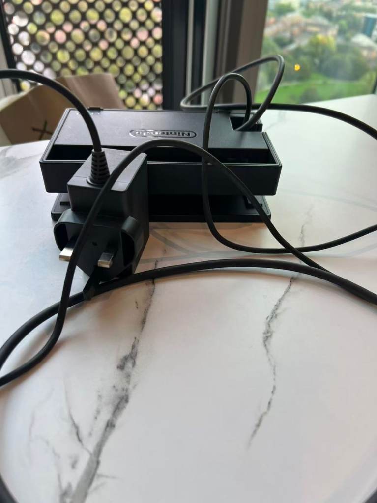 Official Nintendo Switch Dock HAC-007 + Original UK Charger + HDMI