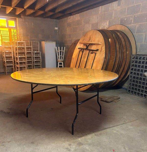 5ft Foldable Round Event Tables for HIRE 153cm x 76 cm 