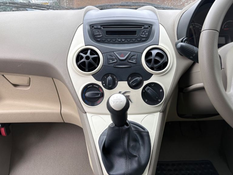 Ford, KA, Hatchback, 2009, Manual, 1242 (cc), 3 doors