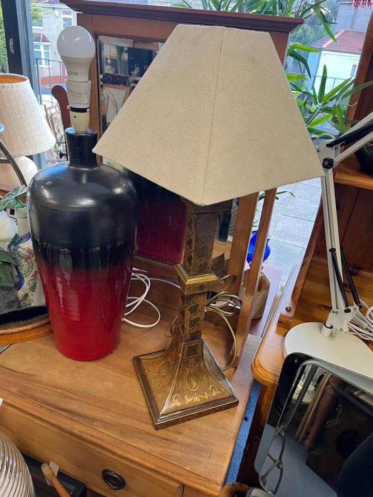  Decorative Painted Wooden Table Lamp with Cream Shade