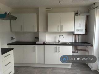 2 bedroom house in The Boundary, Milton Keynes, MK6 (2 bed) (#2896513)