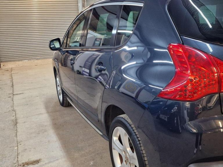 PEUGEOT 3008 1.6 HDi Allure Euro 5 5dr 2013