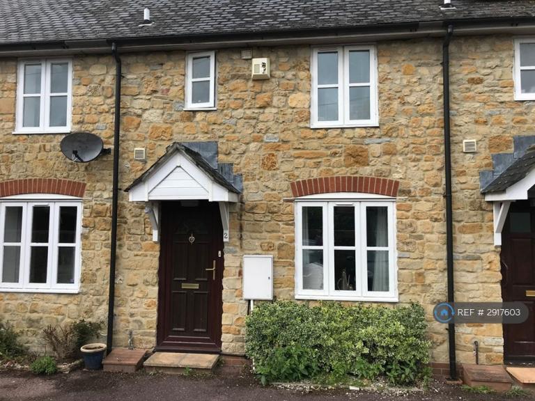 2 bedroom house in Pageant Close, Sherborne, DT9 (2 bed) (#2917603)