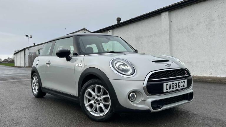 2019 MINI Hatch 2.0 Cooper S Classic II 3dr [Comfort/Nav Pack] Hatchback Petrol Manual