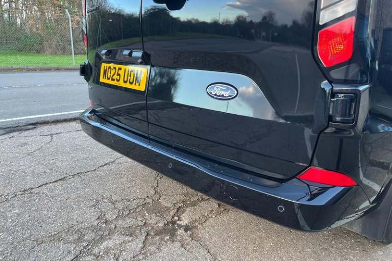 2025 Ford Transit Custom 320 Limited AUTO L2 LWB Double Cab In Van FWD 2.5 PHEV 232ps Low Roof Au...