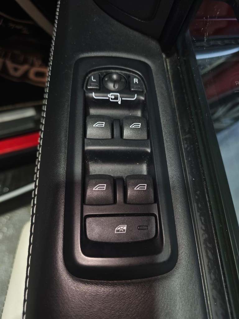 2012 Land Rover Range Rover Sport 3.0 SD V6 Autobiography Sport Auto 4WD Euro 5 5dr ESTATE Diesel...