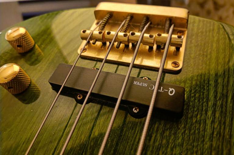 Superb Bass Guitar