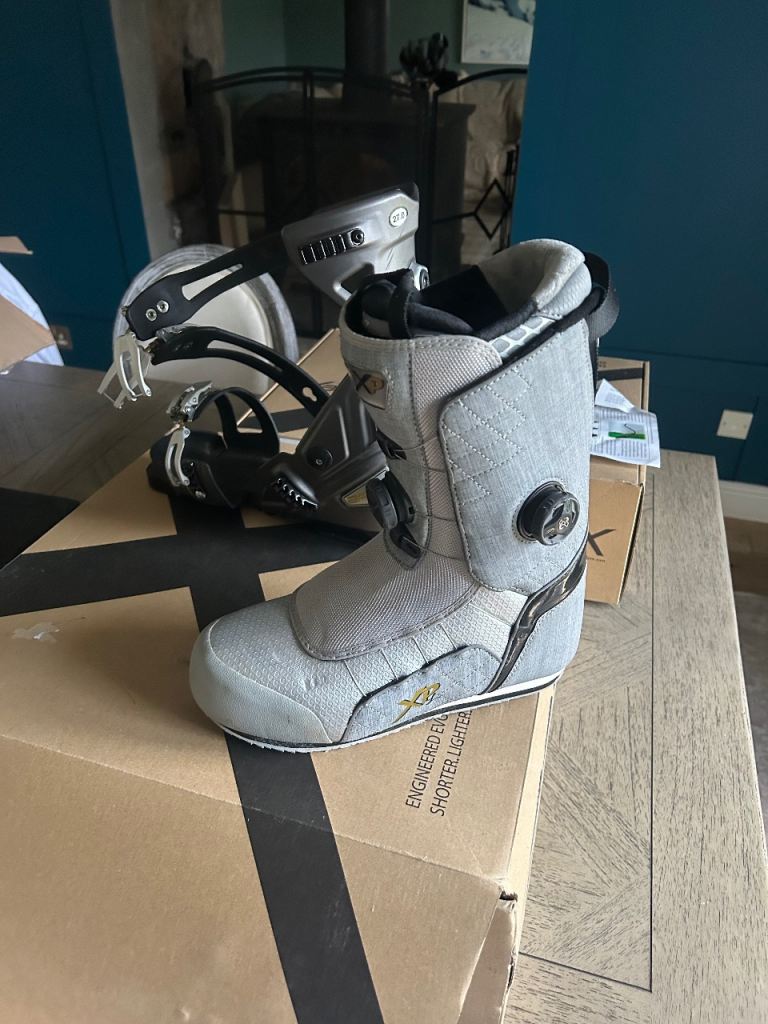 Apex Ski Boots new in box 