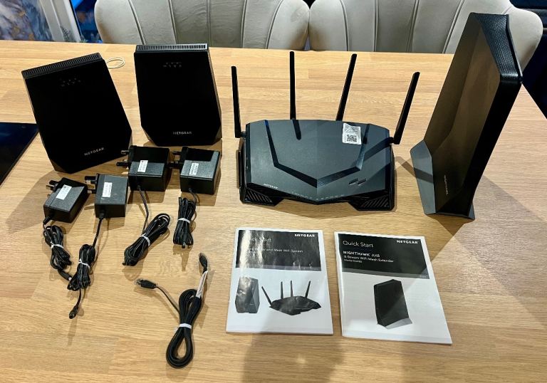 Netgear nighthawk router and extenders mesh bundle