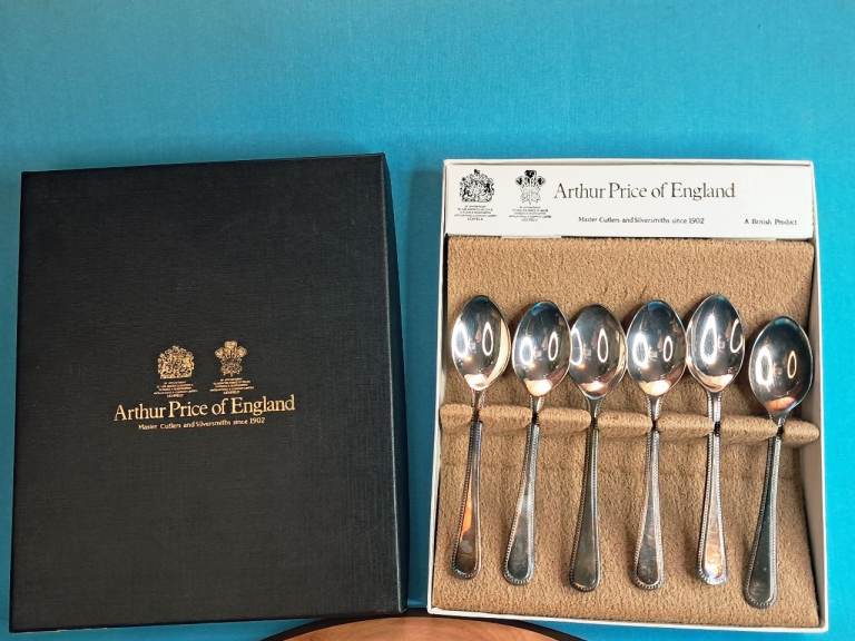 Arthur Prince Of England Vintage coffee Spoon. 6 Piece Set Boxed.