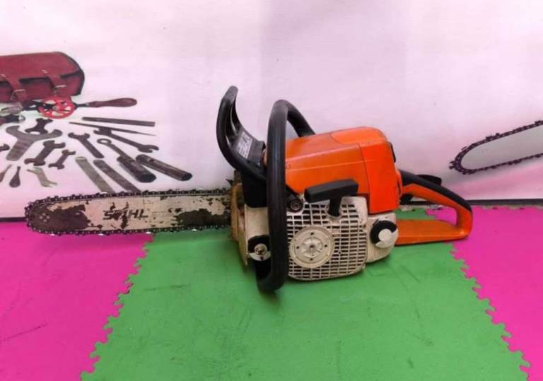 STIHL MS250 2 STROKE PETROL CHAINSAW  USED