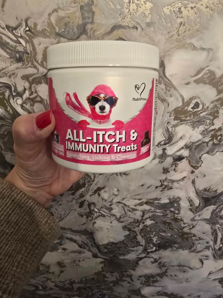 Nutri Paw treats x 2