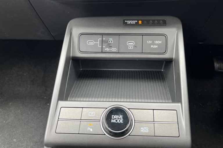 2024 Hyundai KONA 48.4kWh Advance SUV 5dr Electric Auto (156 ps) SUV Electric Automatic