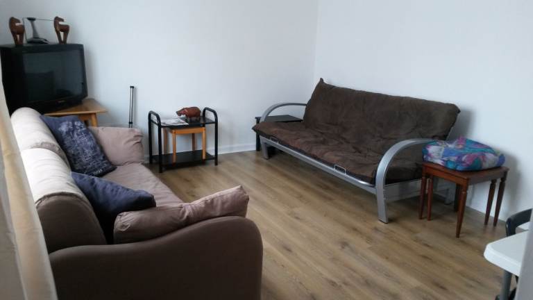 Double Room Hayes/ Heathrow (Ealing Broadway 10mins, Heathrow 6mins, Paddington 20min)