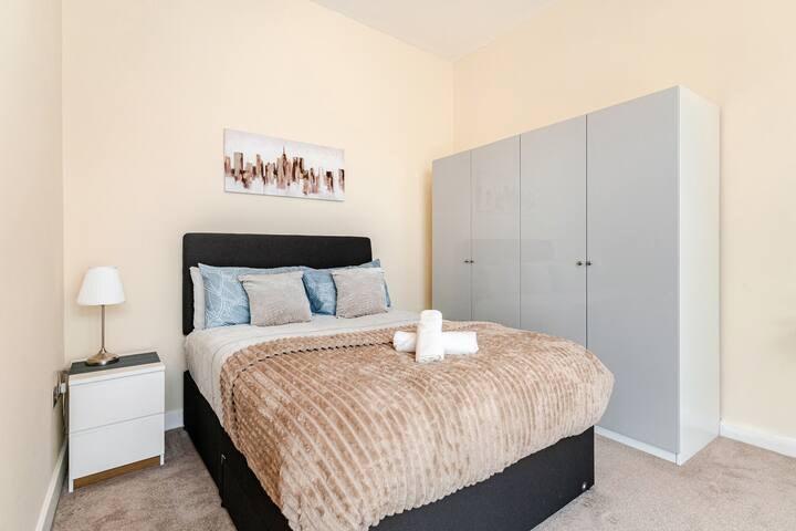 2 Bedroom Apartment in the heart of Leicester City centre 