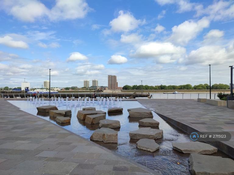 1 bedroom in Argyll Road, London, SE18 (#2715123)