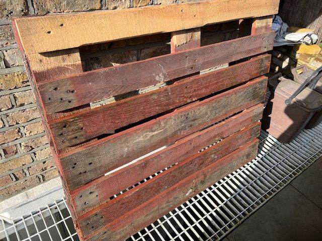 Wooden Pallet to give away