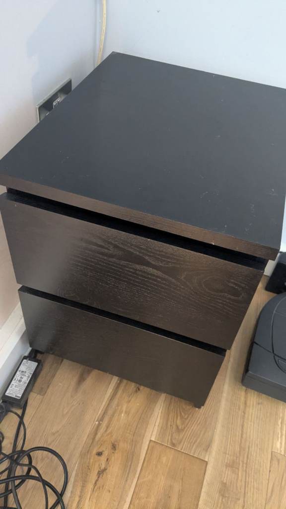 IKEA MALM Bedside Table / 2-Drawer Chest – Kennington / Oval