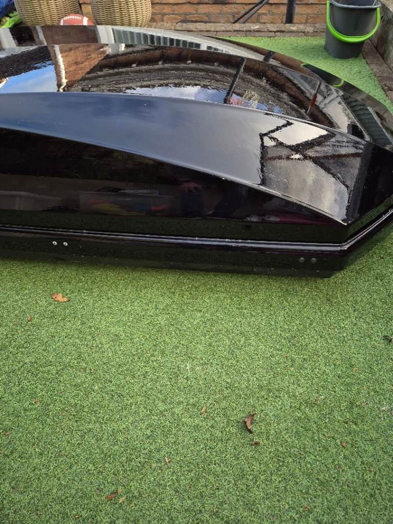 Exodus 470L Roof Box