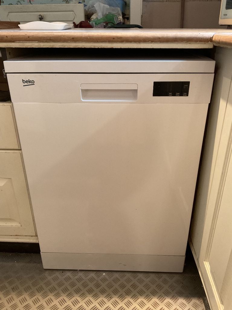 Beko Dishwasher - White, Good Condition