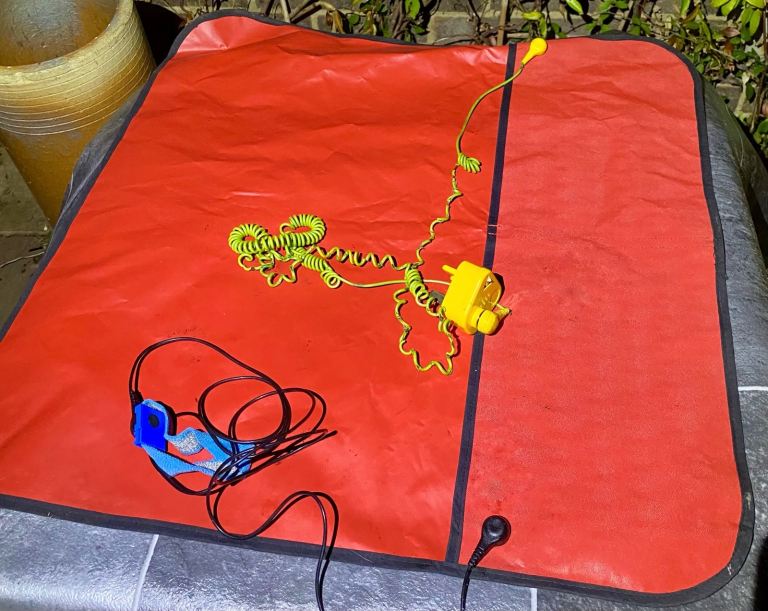 Mills Telecom ESD Anti-Static Field Service Electronics Work Mat & Wrist Strap Kit