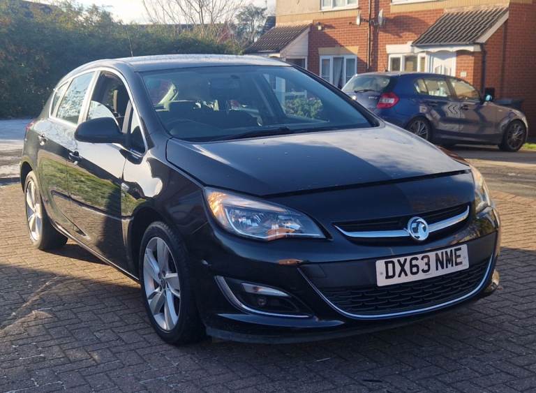 VAUXHALL ASTRA 1.4 SRI 2014